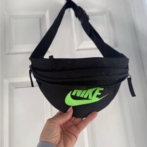 Nike Fanny Pack with Neon Logo - Black/Green